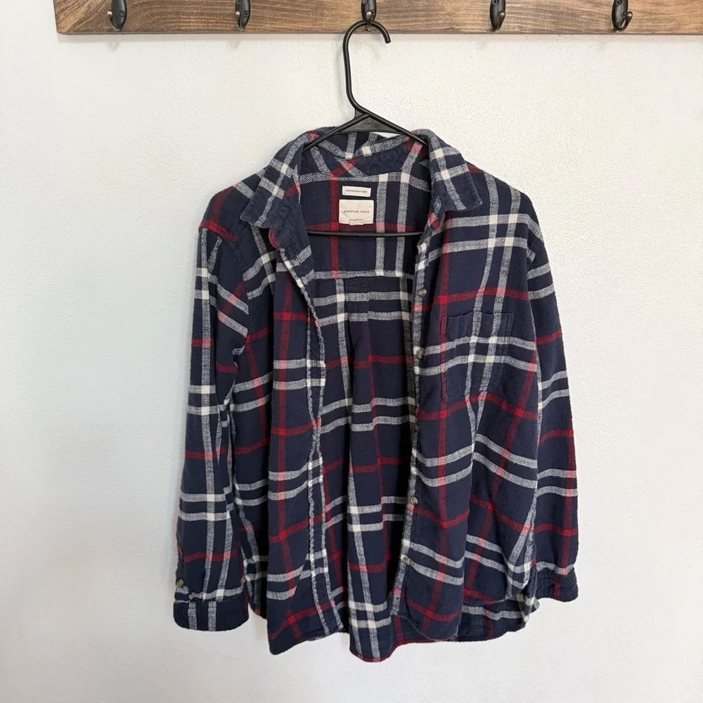 American Eagle Boyfriend Fit Navy Plaid Button Down Shirt